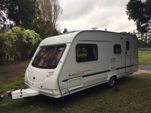 *SOLD* 2006 Sterling Vitesse – 4 berth with full end bathroom