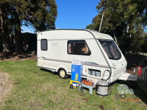 2000 Abbey GTS Vogue 212 – 2 berth with motor movers