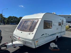 Swift Challenger 530 – 4 berth with full bathroom