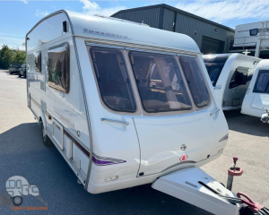 Swift Speed Bird – 2 berth w/ full end bathroom